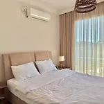 Lueks Kaktues Oezel Havuz, Sauna & Jakuzi & Kano