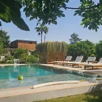 Lueks Kaktues Oezel Havuz, Sauna & Jakuzi & Kano Villa Marmaris