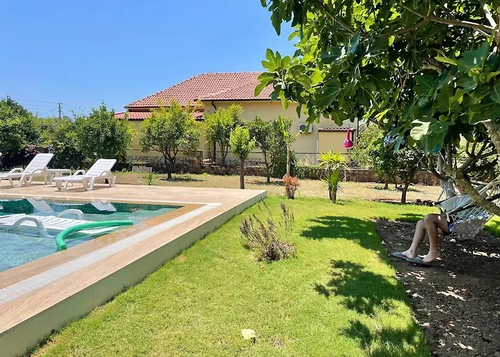 Βίλα Lueks Villa Kaktues Oezel Havuz, Sauna & Jakuzi & Kano Μαρμαρίς