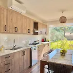 Villa Lueks Kaktues Oezel Havuz, Sauna & Jakuzi & Kano