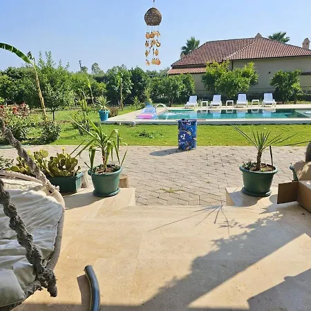 Big With Pool In וילה