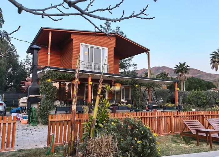 Villa Lueks Kaktues Oezel Havuz, Sauna & Jakuzi & Kano